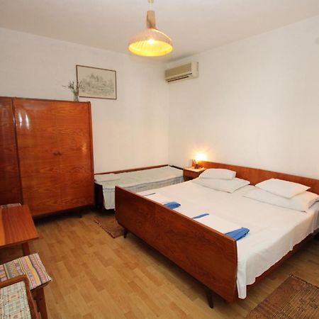 Vintage Rooms & Apartments Poreč Exteriör bild