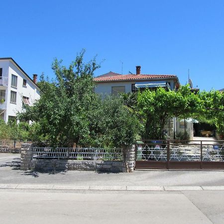 Vintage Rooms & Apartments Poreč Exteriör bild