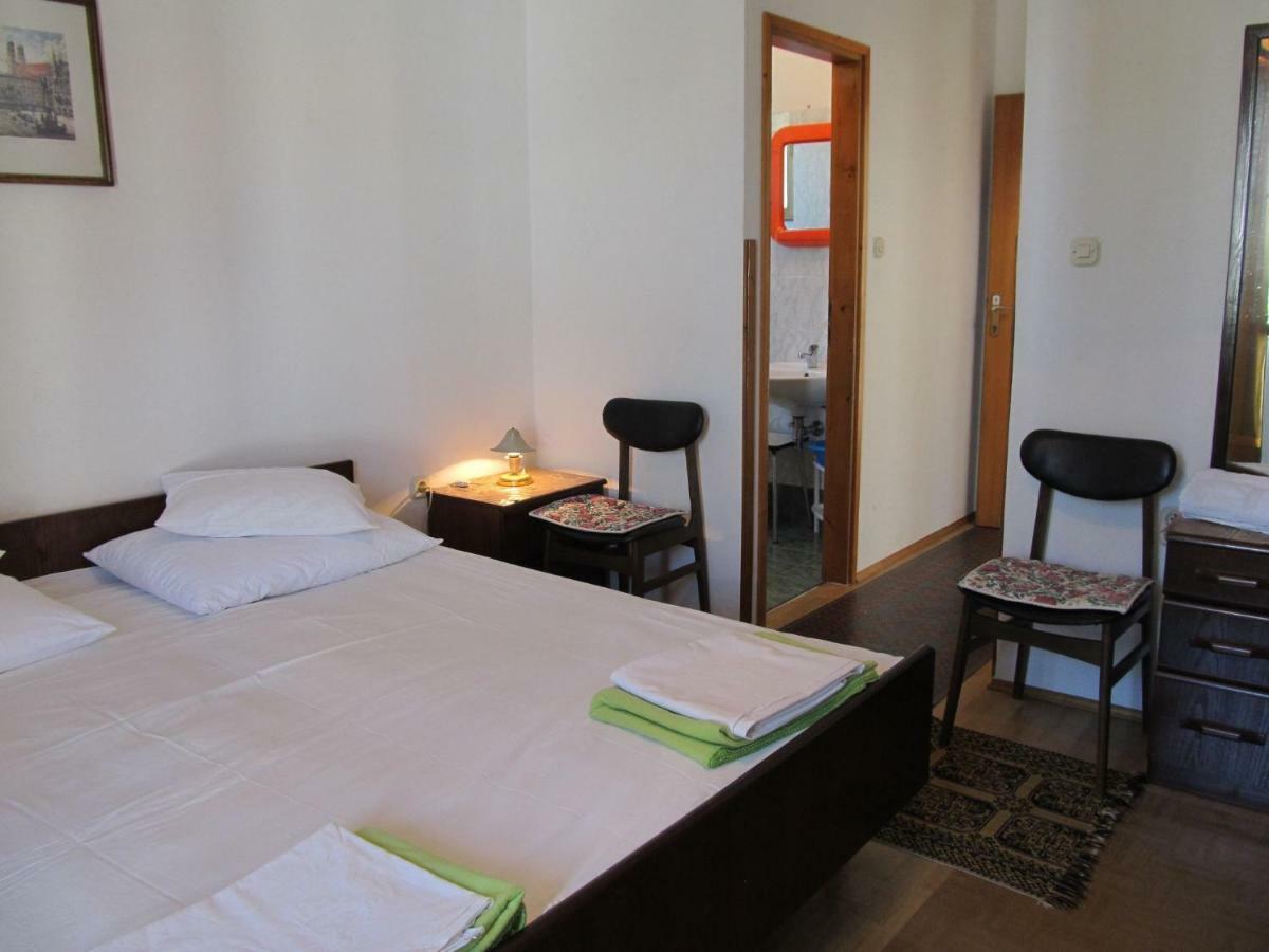 Vintage Rooms & Apartments Poreč Exteriör bild